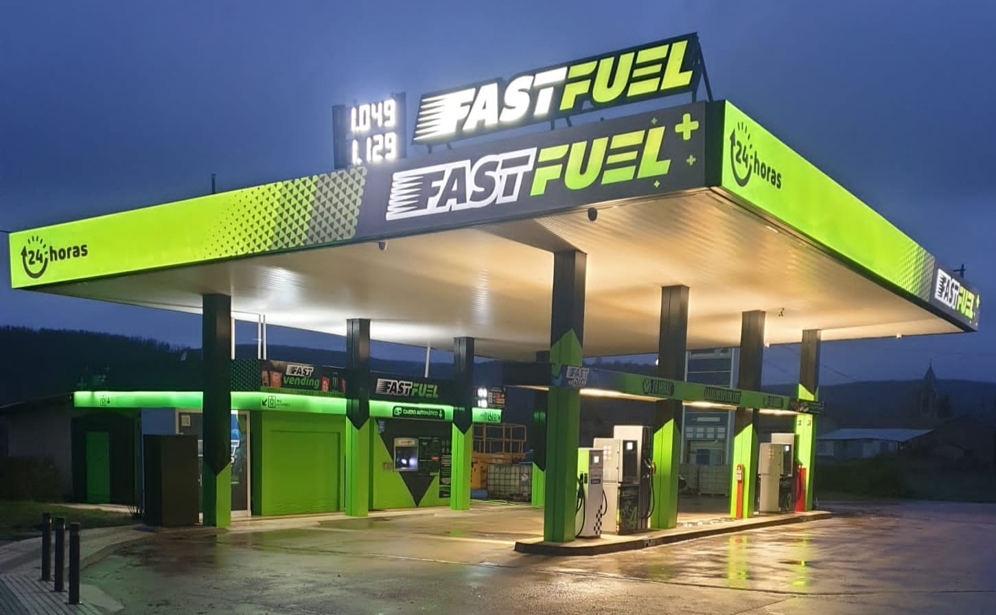 Fotos Fast Fuel Vidanes, innovación y precios económicos leonoticias